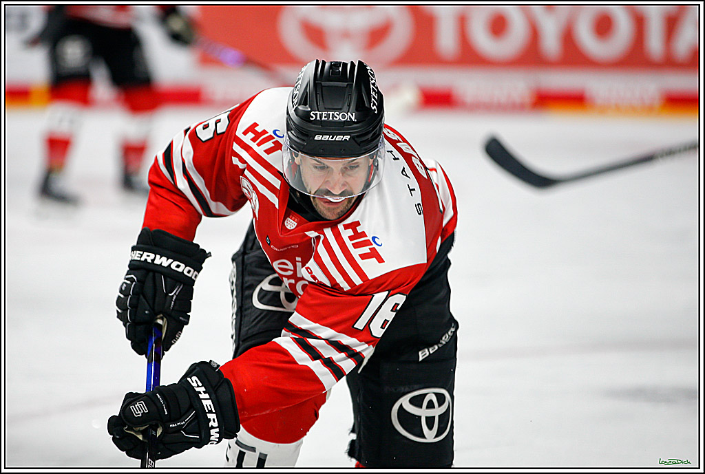PENNY DEL; Koelner Haie- Red BUll Muenchen; Koeln, 08.11.2022